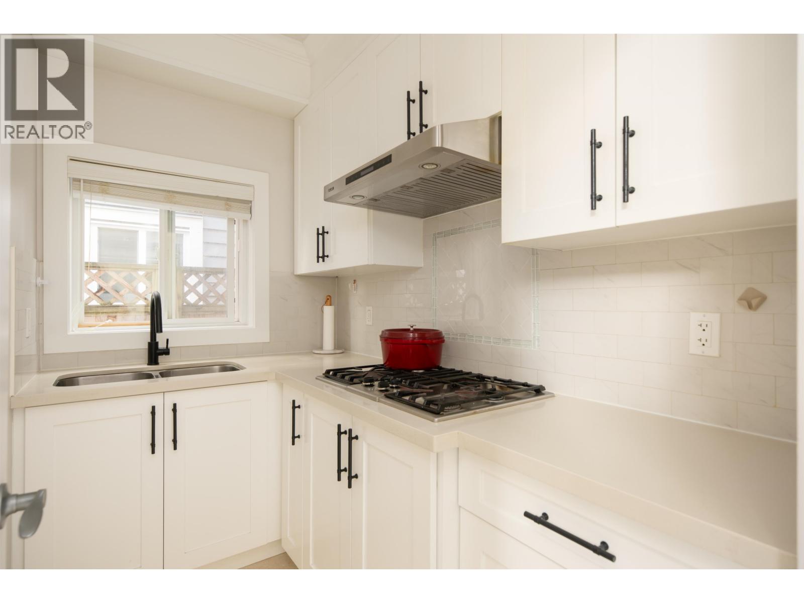 4808 Garry Street, Richmond, British Columbia  V7E 2V3 - Photo 19 - R3106648