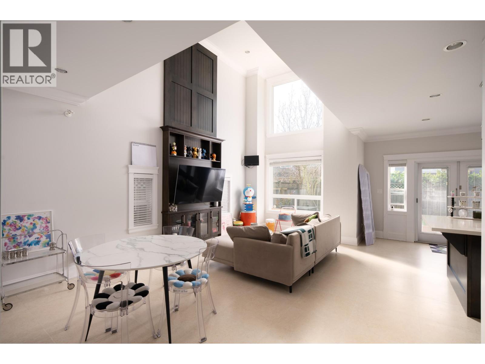 4808 Garry Street, Richmond, British Columbia  V7E 2V3 - Photo 12 - R3106648