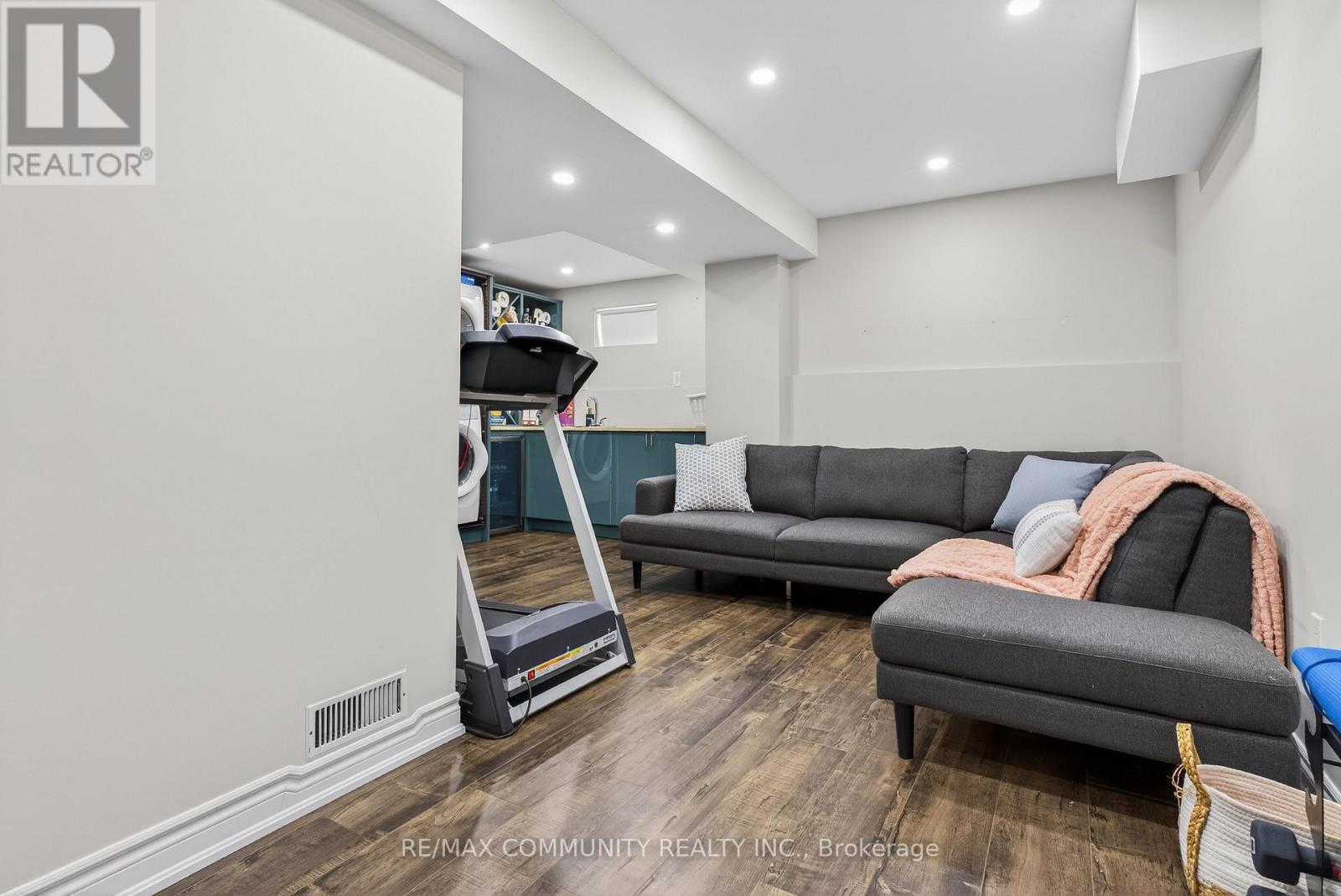 49 - 1588 South Parade Court, Mississauga, Ontario  L5M 6E7 - Photo 35 - W12954244