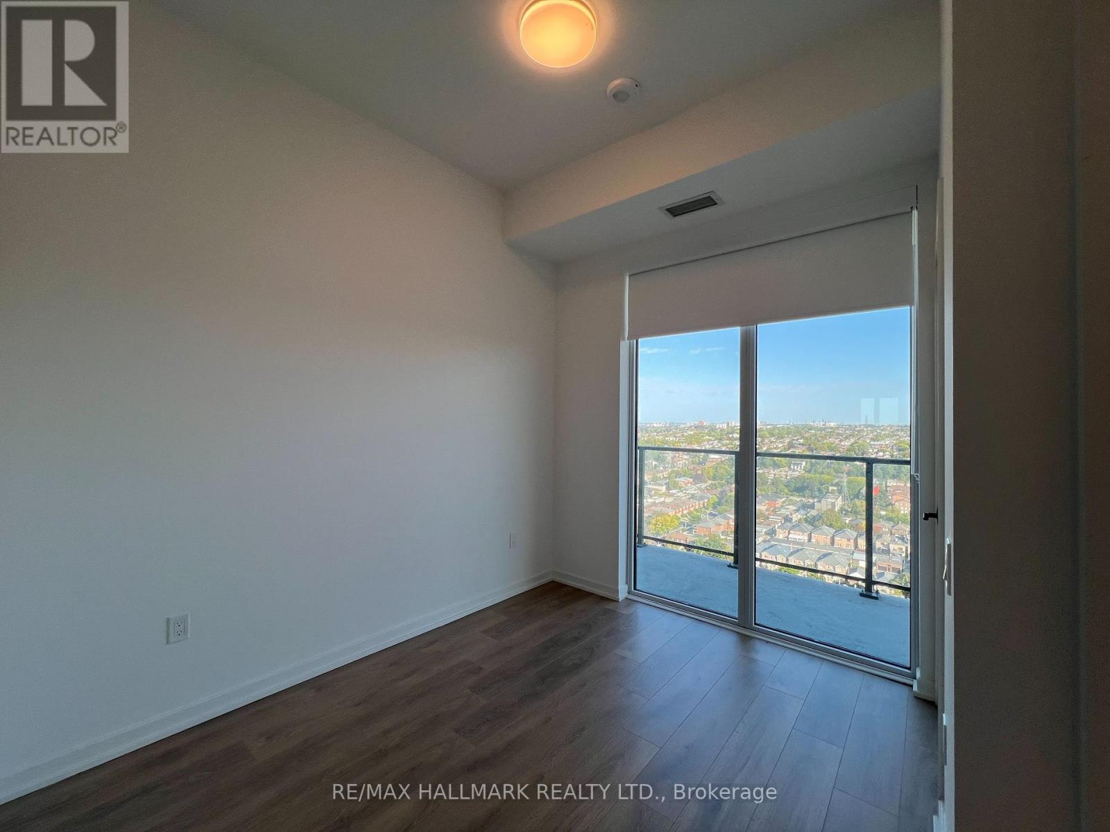 2205 - 1285 Dupont Street, Toronto, Ontario  M6H 0E3 - Photo 9 - W12954256