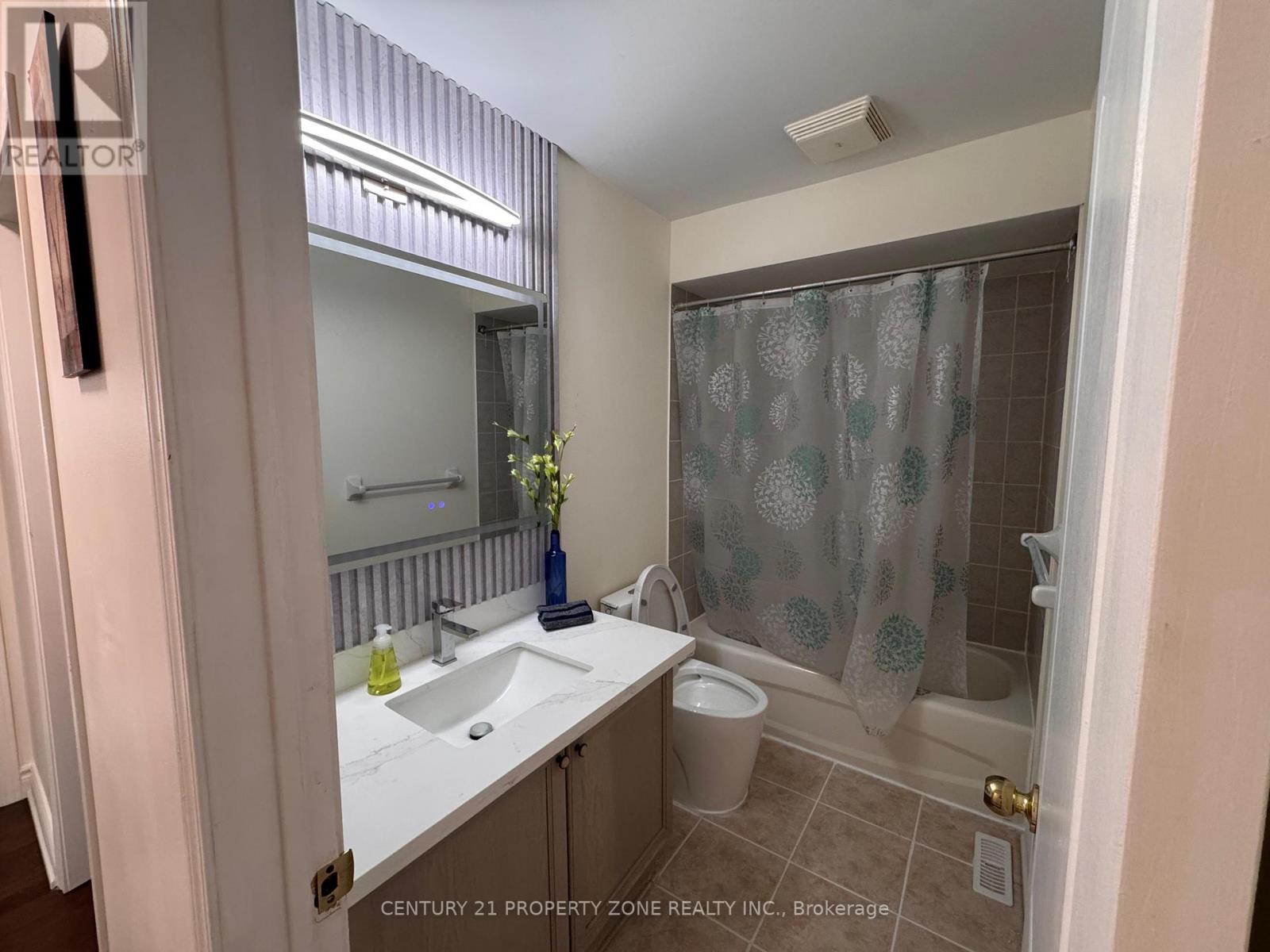 84 Tideland Drive, Brampton, Ontario  L7A 2W1 - Photo 18 - W12954274