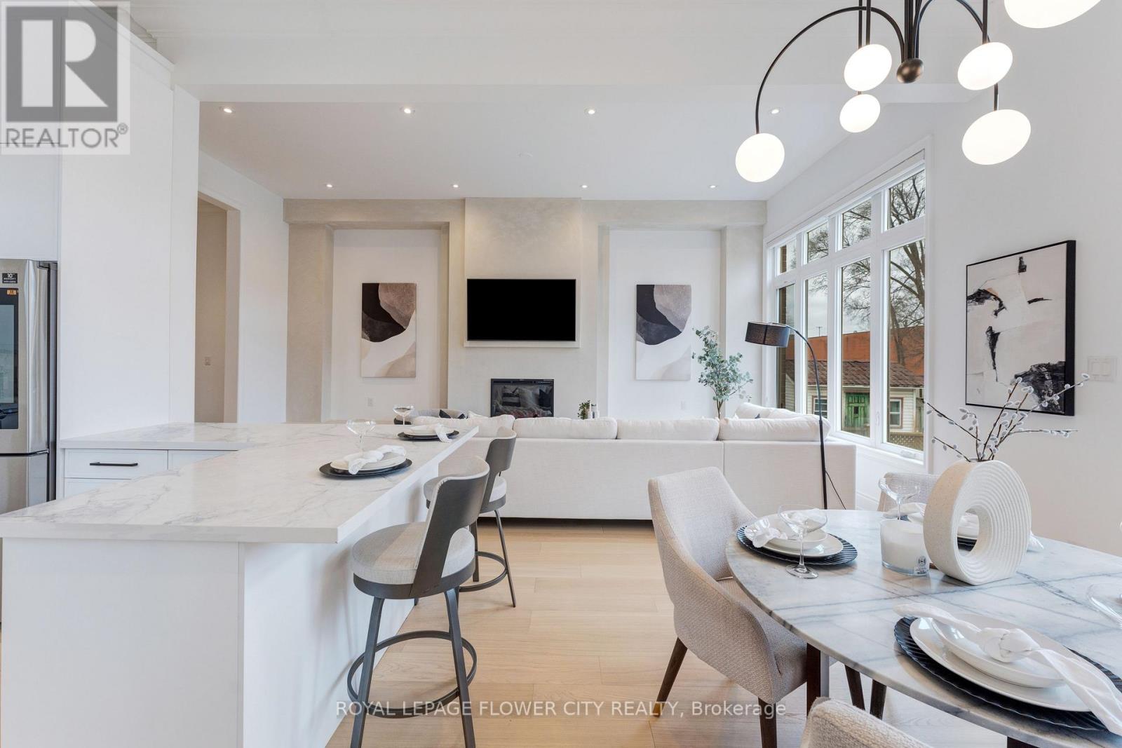 19 Connorvale Avenue, Toronto, Ontario  M8W 3Z9 - Photo 18 - W12954280