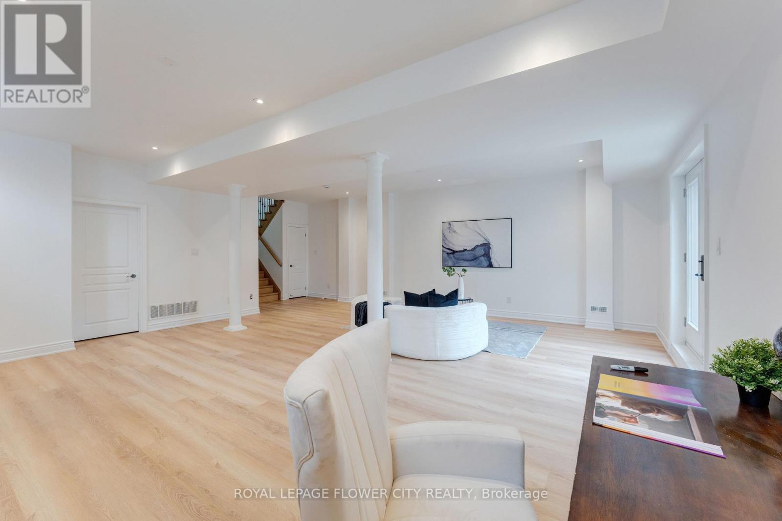 19 Connorvale Avenue, Toronto, Ontario  M8W 3Z9 - Photo 30 - W12954280