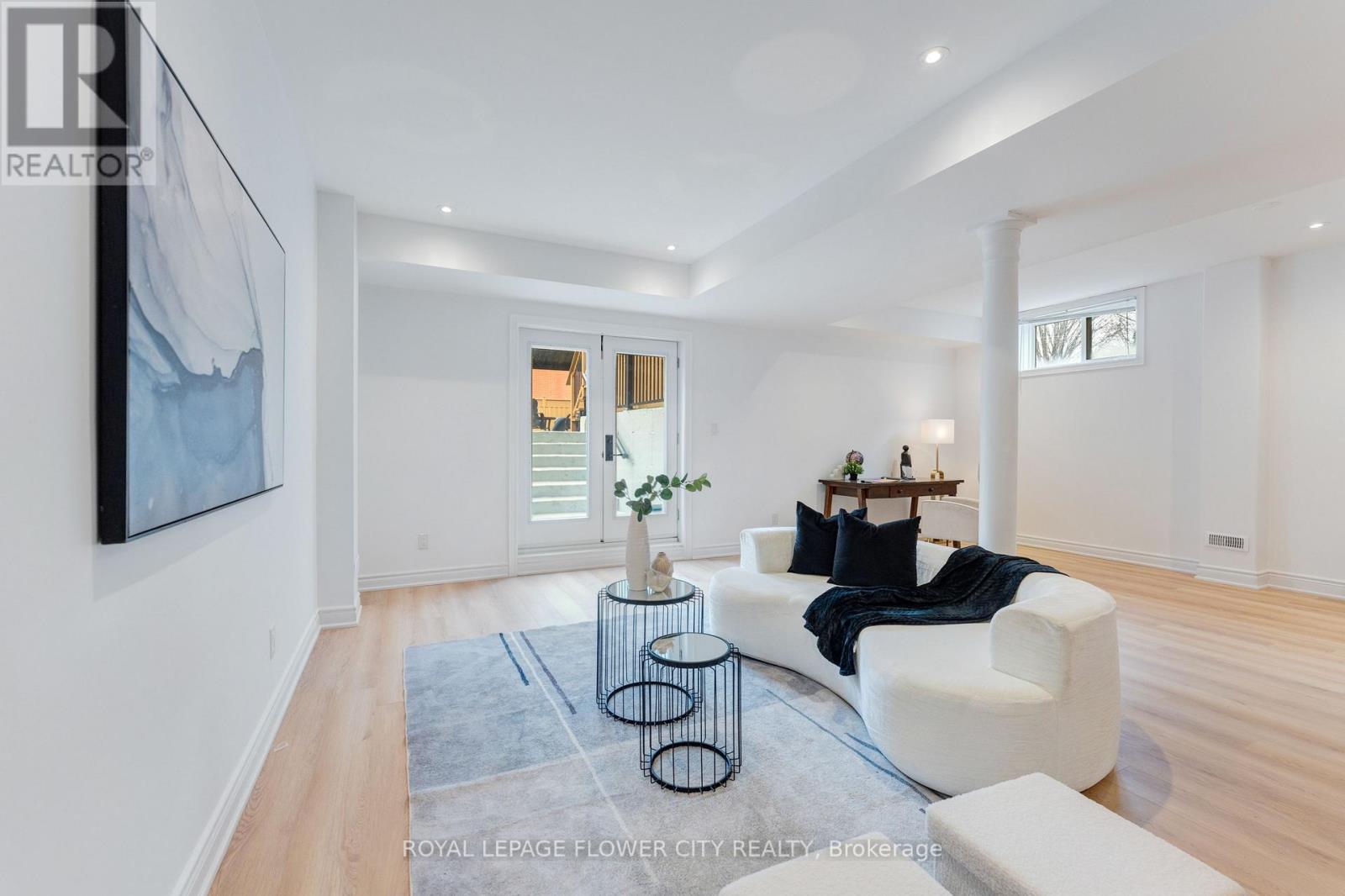 19 Connorvale Avenue, Toronto, Ontario  M8W 3Z9 - Photo 36 - W12954280