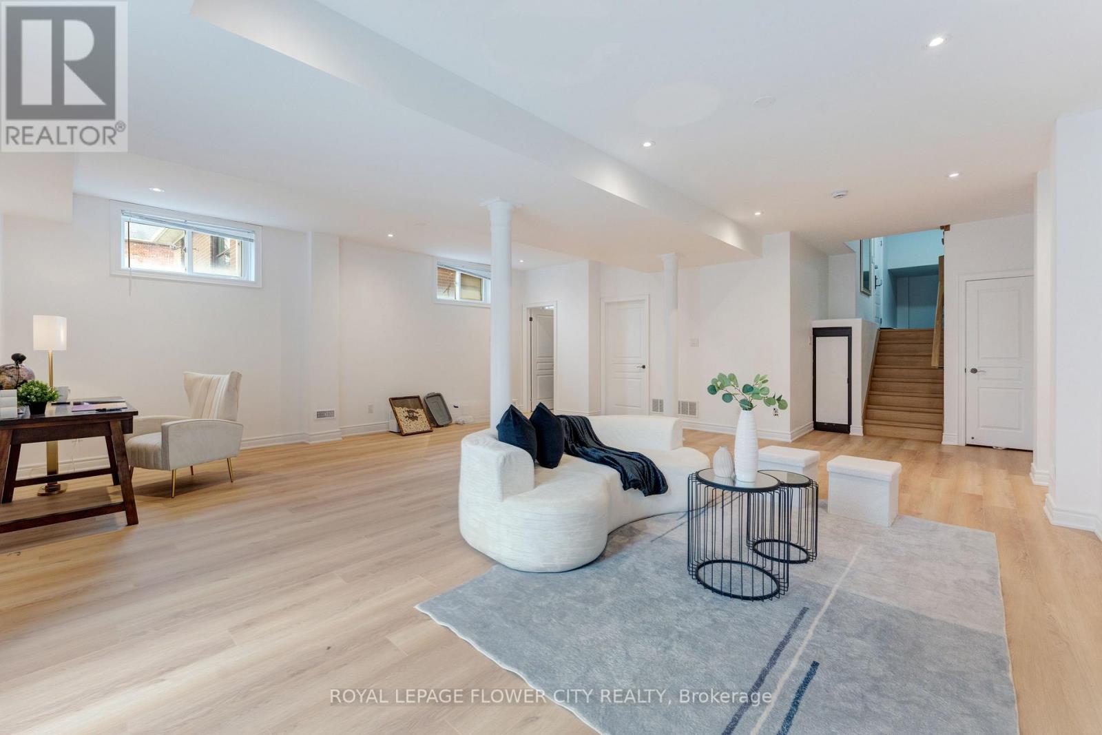 19 Connorvale Avenue, Toronto, Ontario  M8W 3Z9 - Photo 37 - W12954280