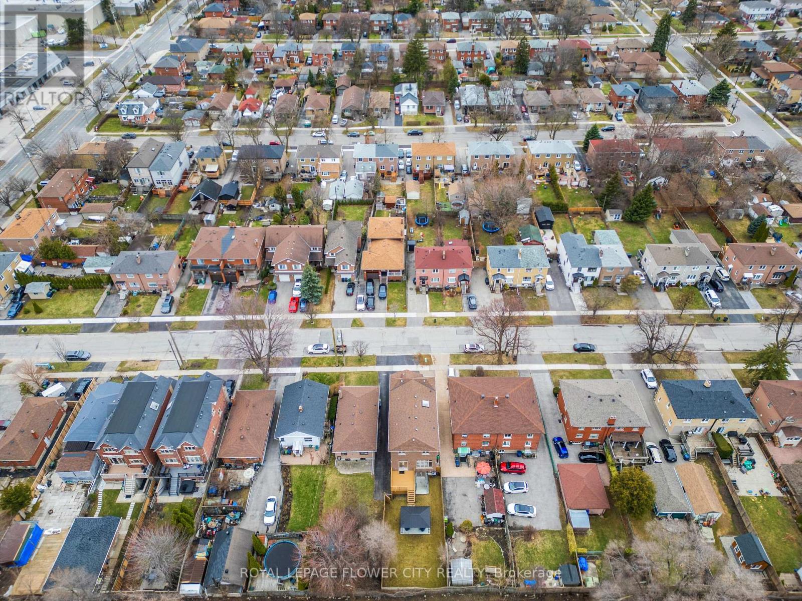 19 Connorvale Avenue, Toronto, Ontario  M8W 3Z9 - Photo 42 - W12954280