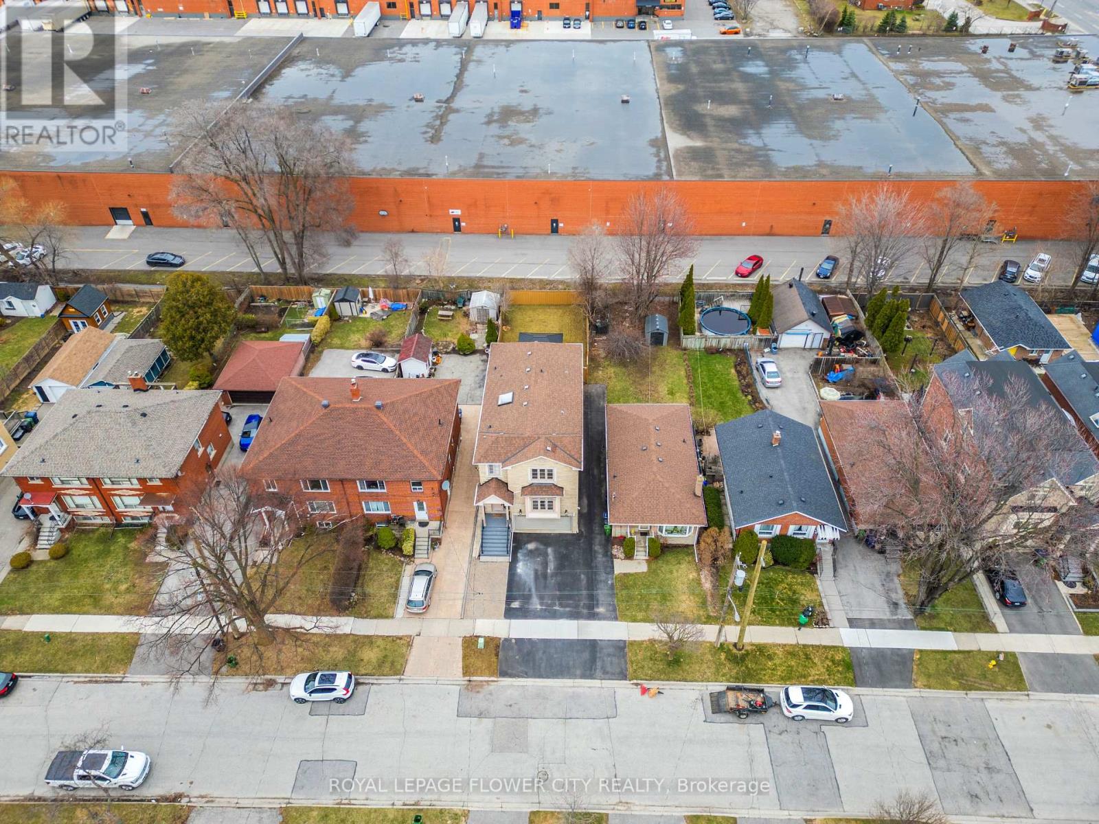 19 Connorvale Avenue, Toronto, Ontario  M8W 3Z9 - Photo 48 - W12954280