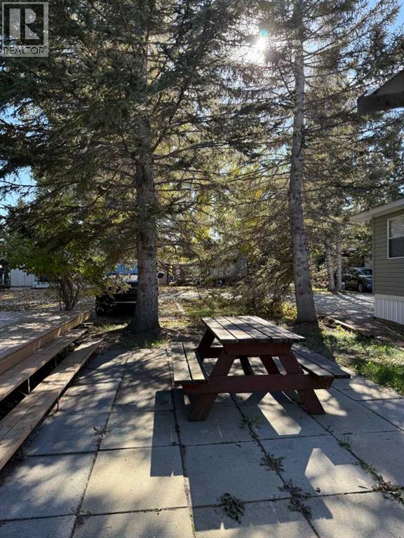 6 Timber Avenue, 5230 27 Highway, Rural Mountain View County, Alberta  T0M 1X0 - Photo 13 - A2298796