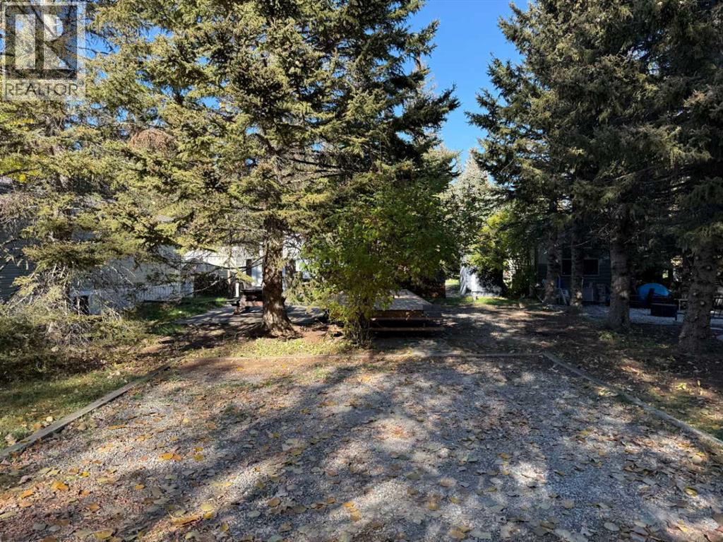 6 Timber Avenue, 5230 27 Highway, Rural Mountain View County, Alberta  T0M 1X0 - Photo 14 - A2298796