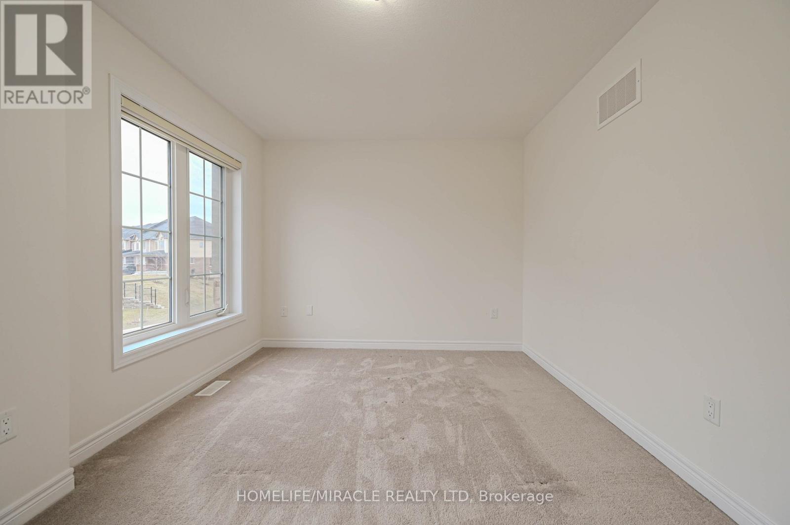 760 Linden Drive, Cambridge, Ontario  N3H 0E3 - Photo 9 - X12954284