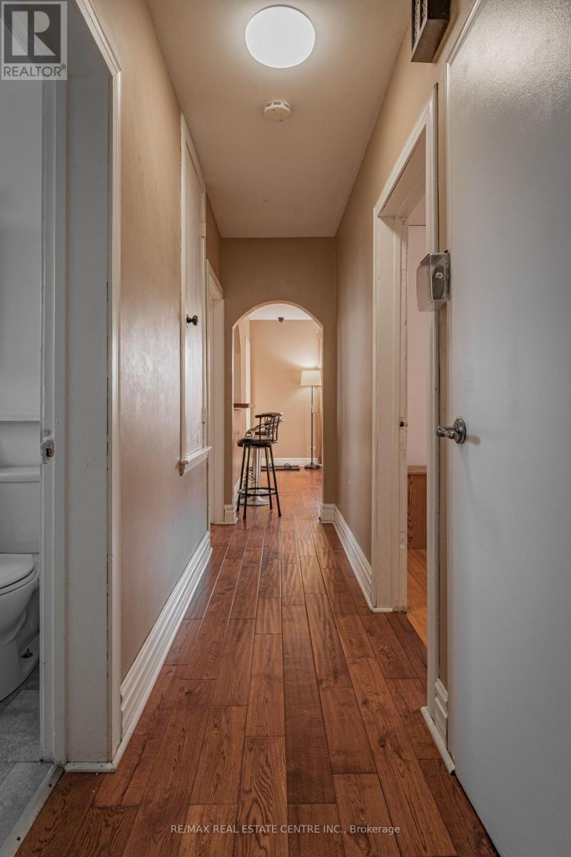 Main/upper - 280 London Street, Peterborough, Ontario  L5C 4E9 - Photo 13 - X12954286