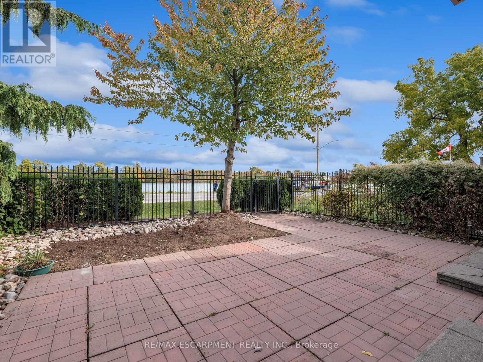 18 Biagi Court, St. Catharines, Ontario  L2M 7Z6 - Photo 23 - X12954294