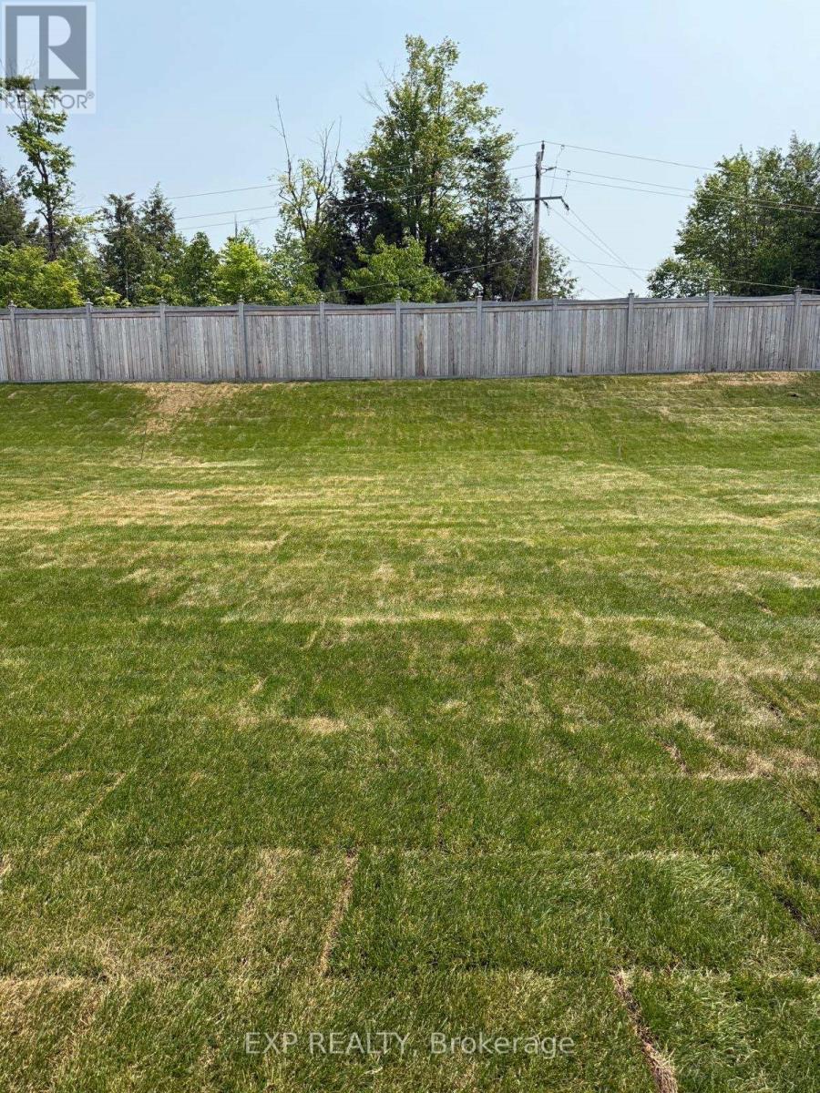 295 Mceachern Lane, Gravenhurst, Ontario  P1P 0H8 - Photo 26 - X12953032