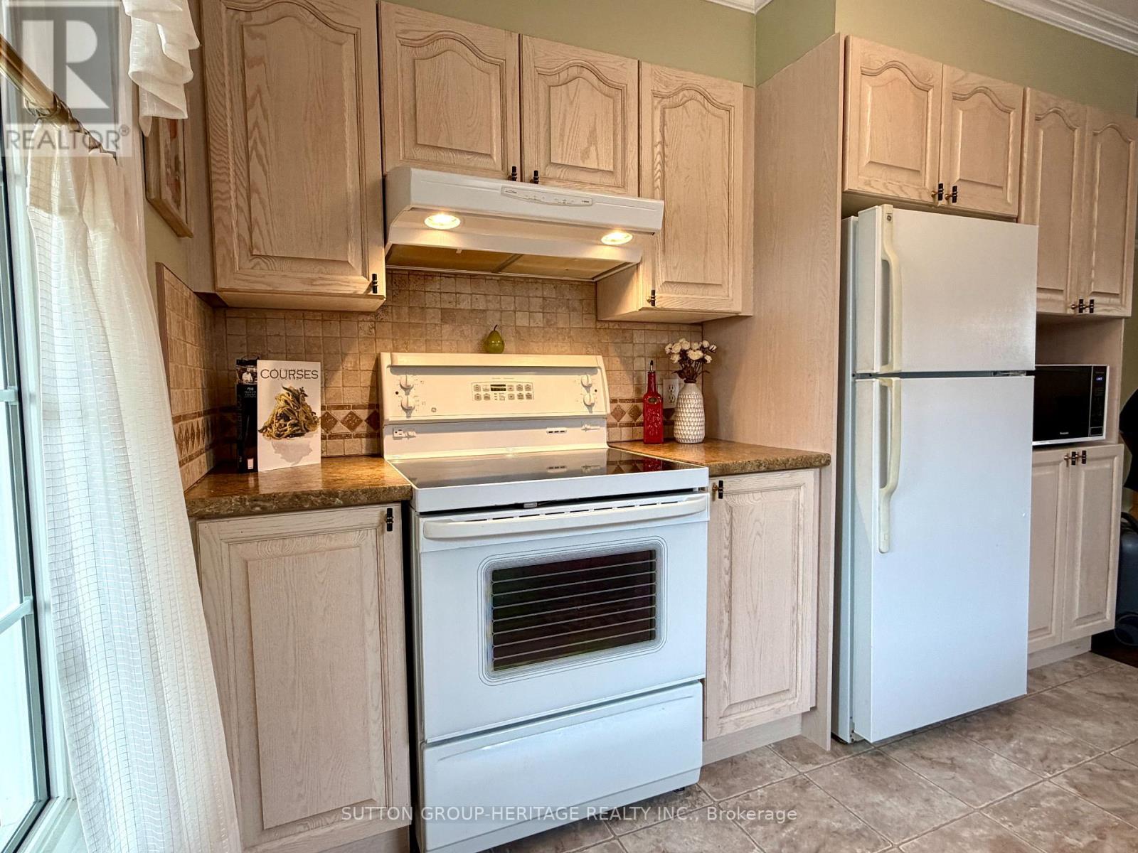 5 Susan Court, Kawartha Lakes, Ontario  K9H 4H1 - Photo 3 - X12954042