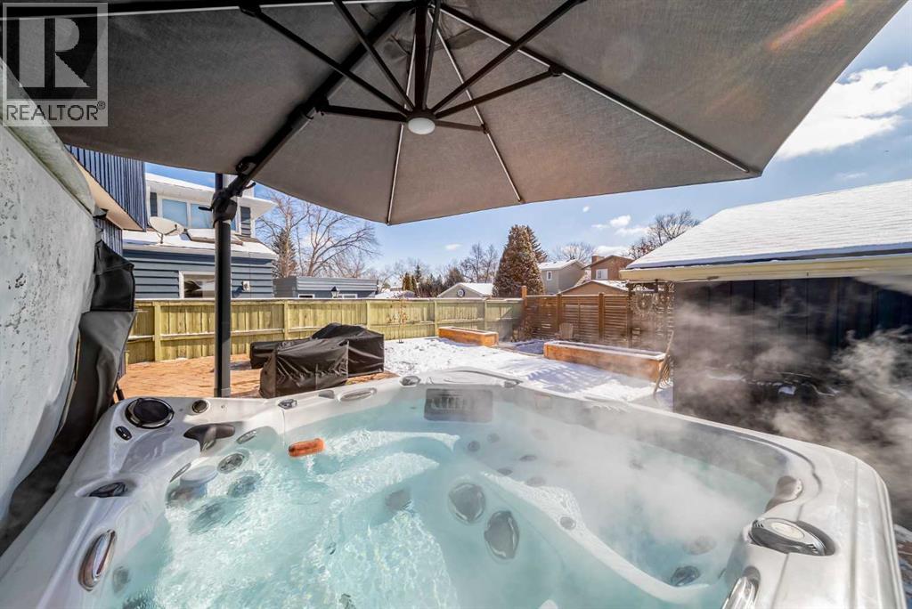 147 Midvalley Place Se, Calgary, Alberta  T2X 1K3 - Photo 33 - A2296545