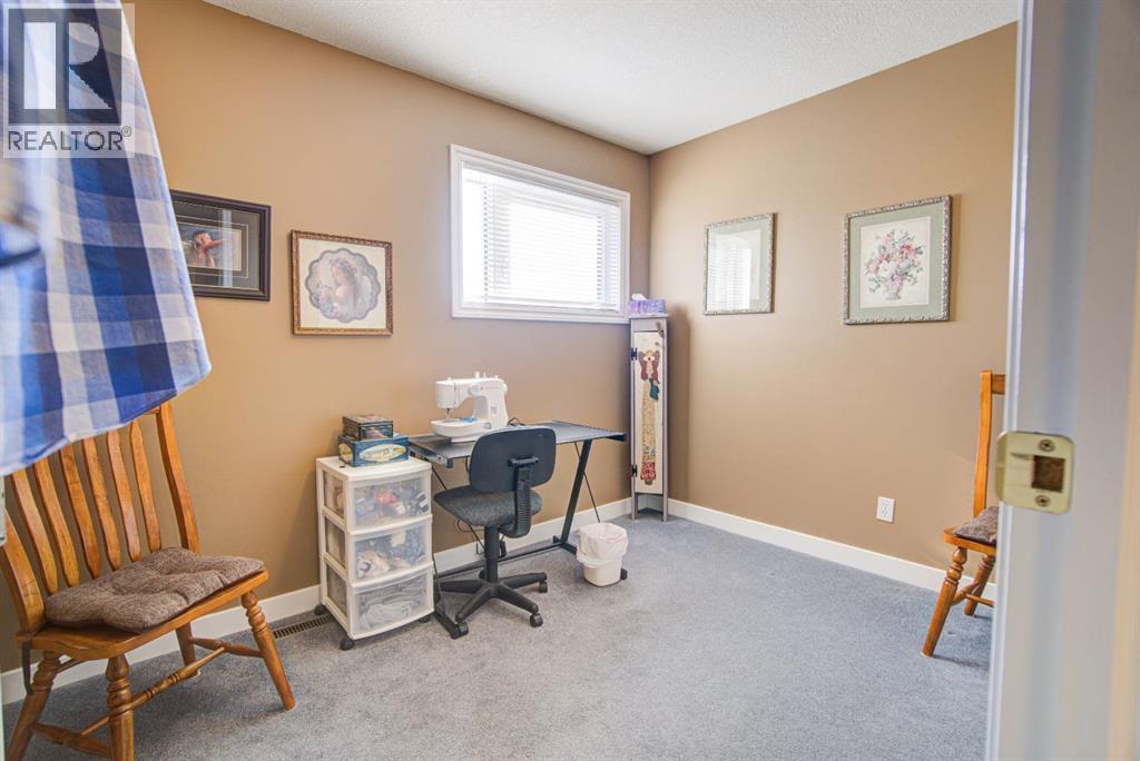 4601 4 Street W, Claresholm, Alberta  T0L 0T0 - Photo 15 - A2297580