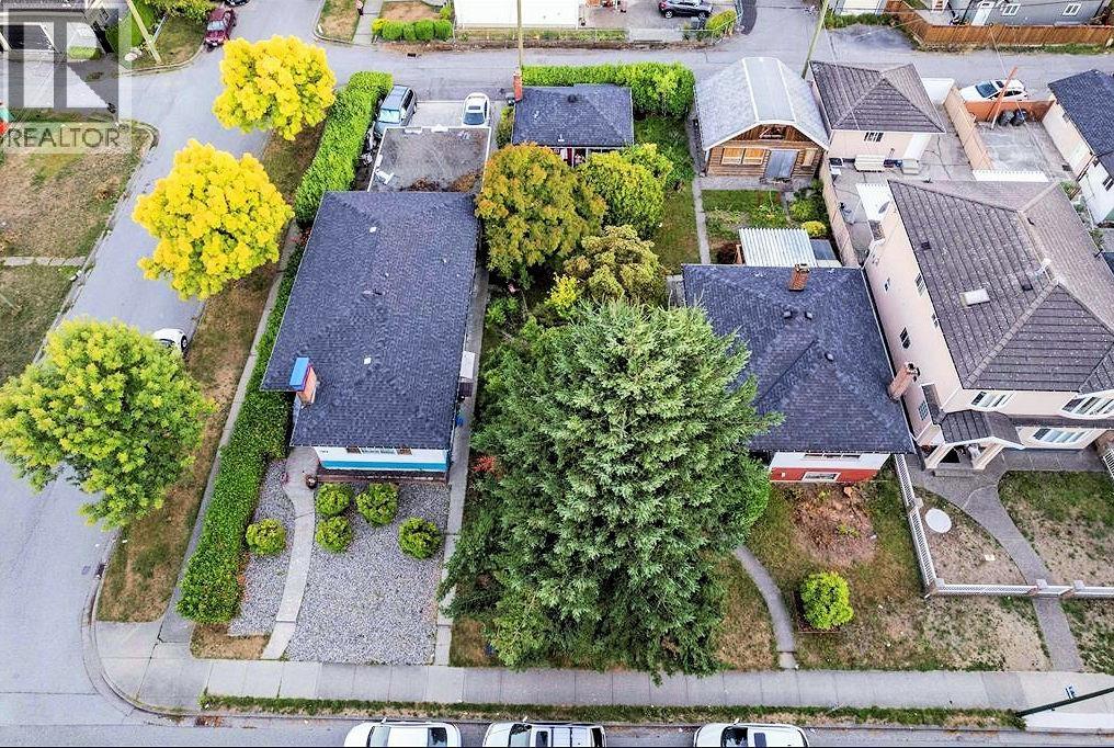 1280 E 33RD AVENUE, Vancouver, British Columbia