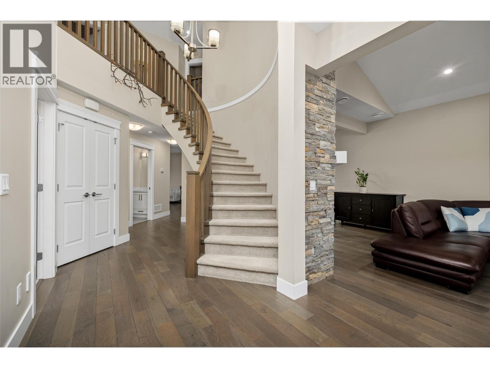 6018 Fulks Road, Peachland, British Columbia  V0H 1X4 - Photo 7 - 10381222