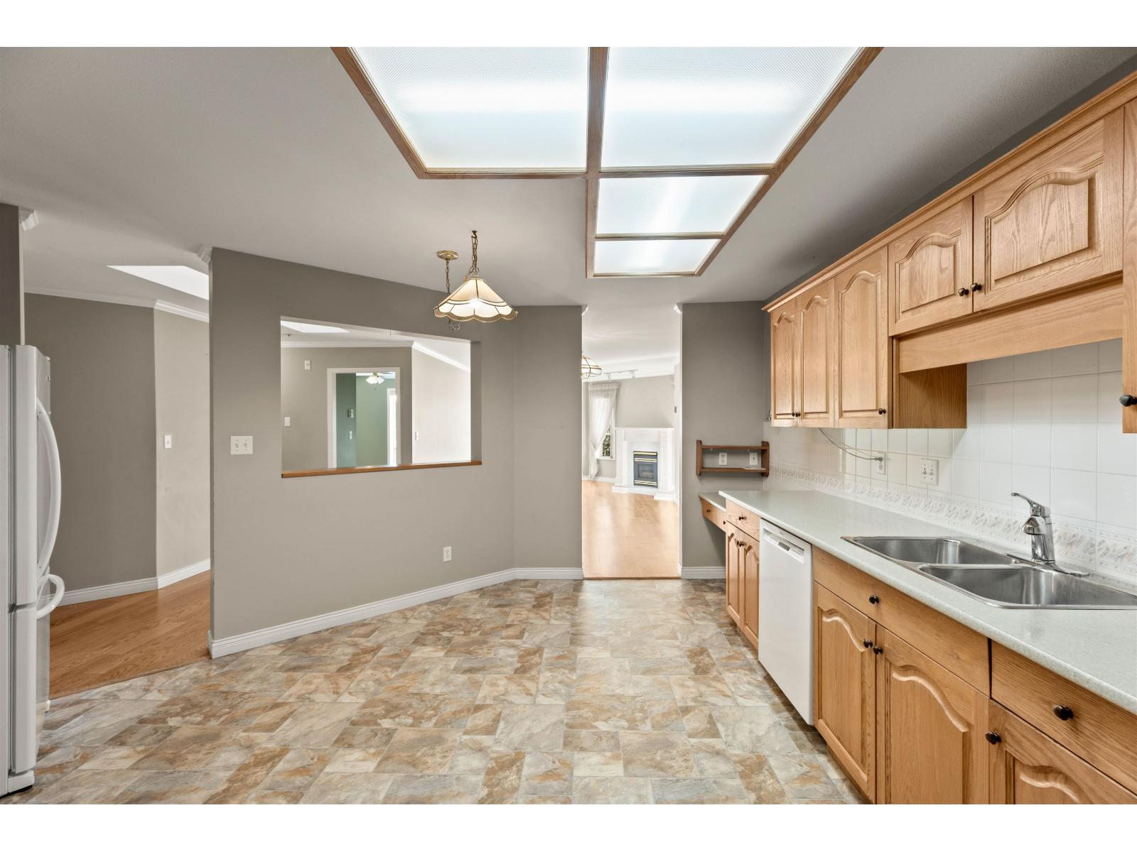 409 2626 Countess Street, Abbotsford, British Columbia  V2T 5P3 - Photo 6 - R3086465