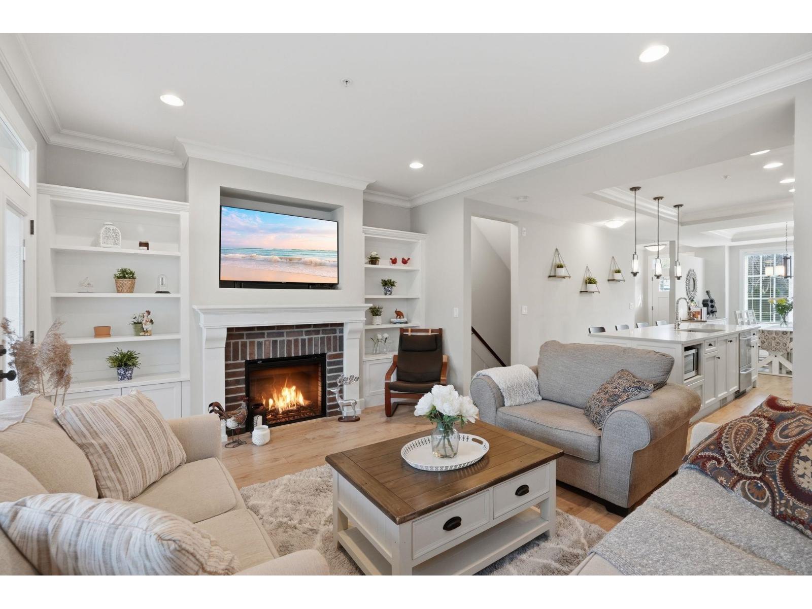 49 45462 Tamihi Way, Garrison Crossing, Chilliwack, British Columbia  V2R 0Y2 - Photo 6 - R3106357