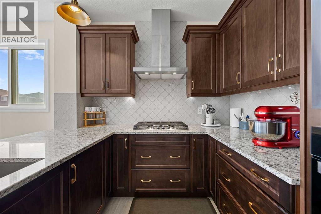 6 Corner Glen Common Ne, Calgary, Alberta  T3N 2L5 - Photo 13 - A2293437