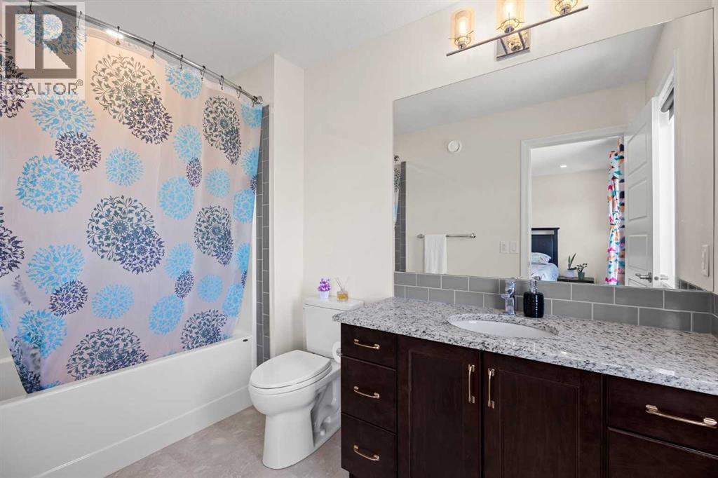 6 Corner Glen Common Ne, Calgary, Alberta  T3N 2L5 - Photo 38 - A2293437