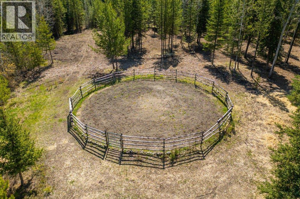 6851 Fawn Creek Road, Lone Butte, British Columbia  V0K 1X1 - Photo 19 - R3104237