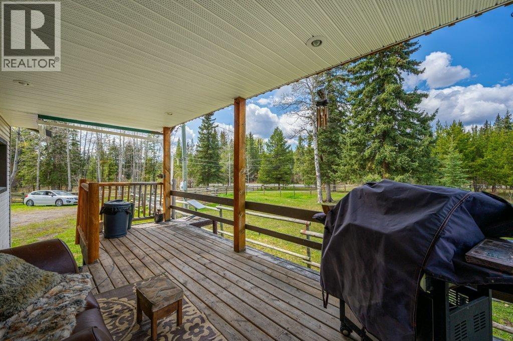 6851 Fawn Creek Road, Lone Butte, British Columbia  V0K 1X1 - Photo 10 - R3104237