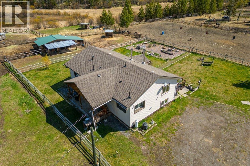 6851 Fawn Creek Road, Lone Butte, British Columbia  V0K 1X1 - Photo 7 - R3104237