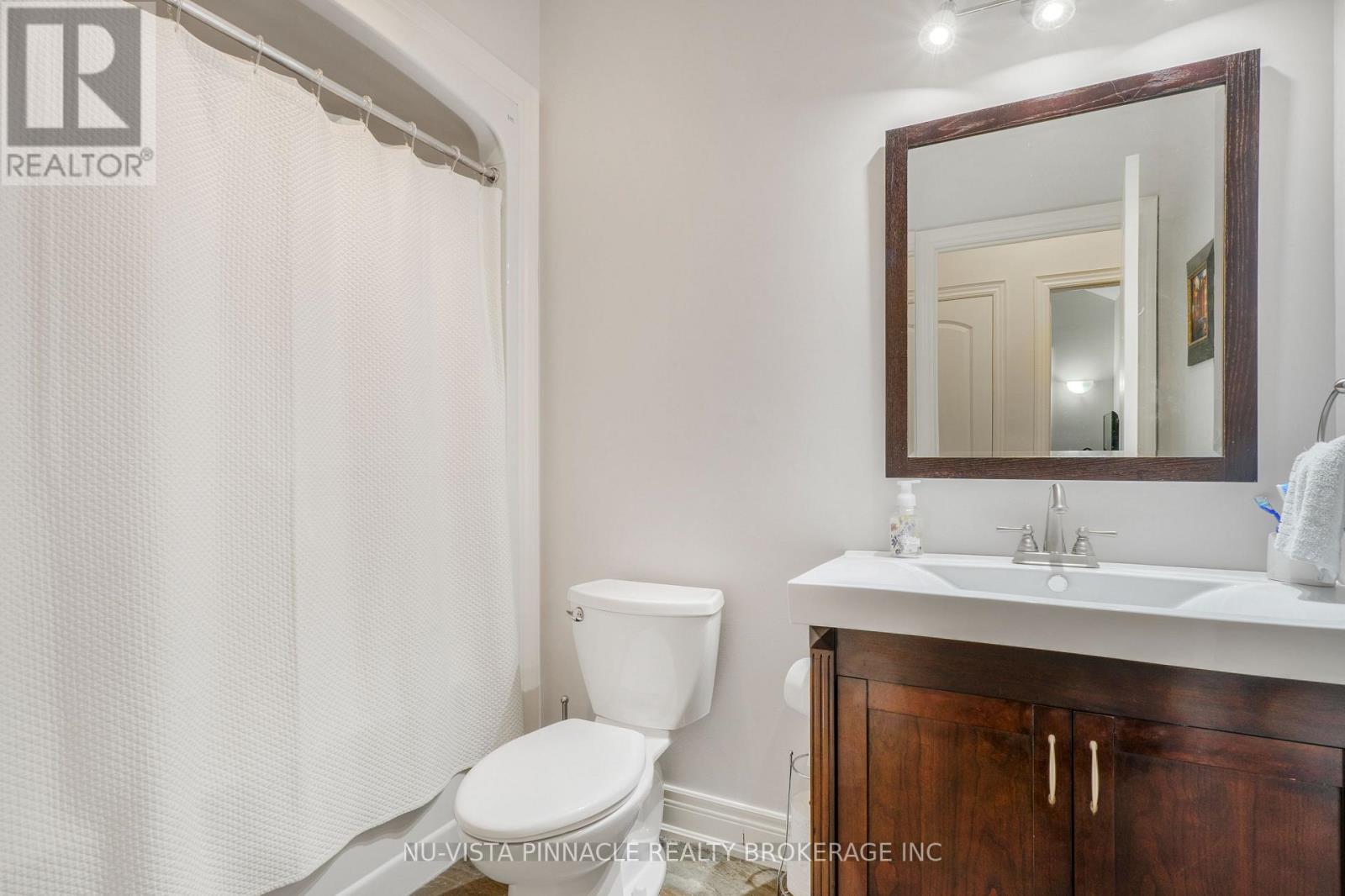 10 - 19 Hillside Drive E, Niagara-On-The-Lake, Ontario  L0S 1J0 - Photo 13 - X12954340