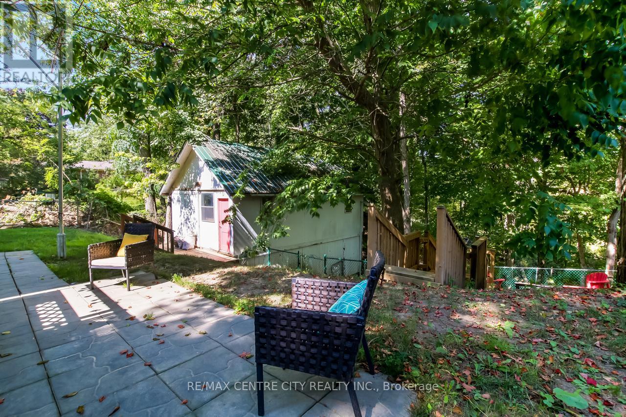 483 George Street, Central Elgin, Ontario  N5L 1H1 - Photo 34 - X12954380