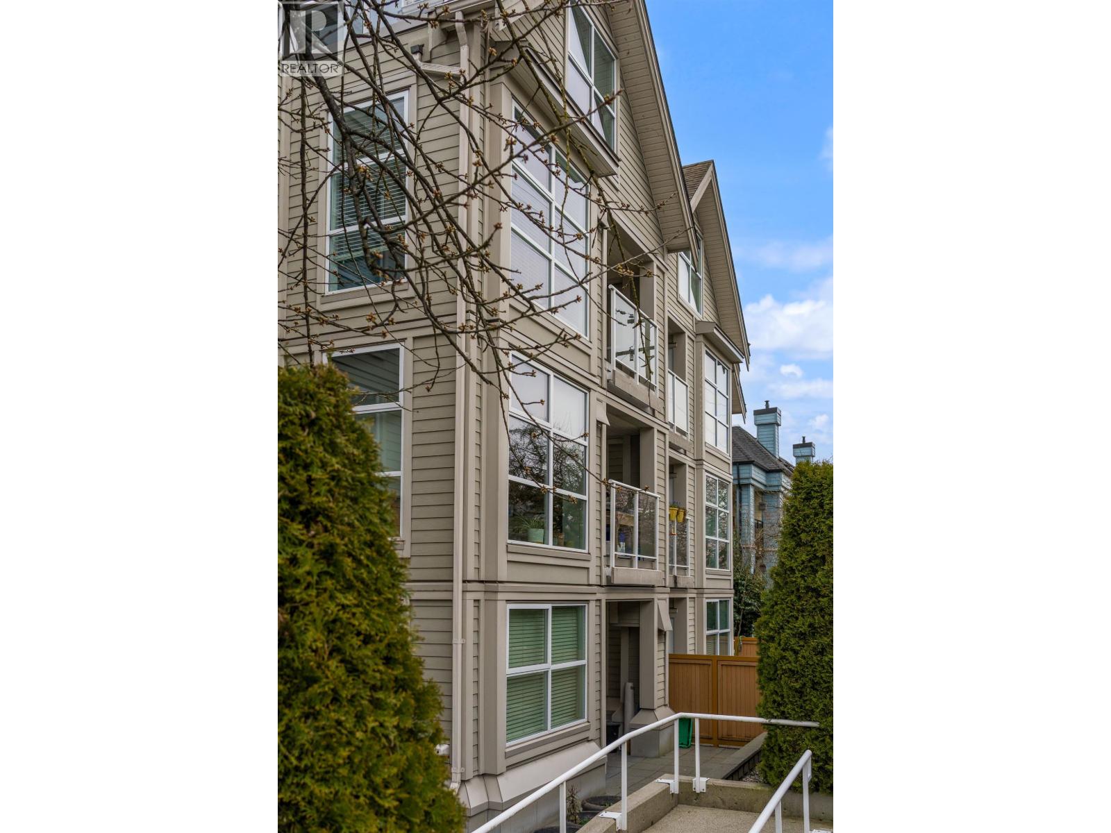 204 3168 Laurel Street, Vancouver, British Columbia  V5Z 3T8 - Photo 2 - R3104867