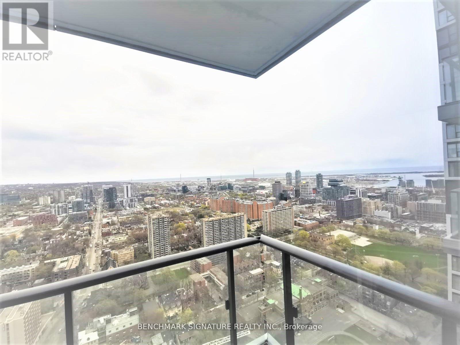 4015 - 251 JARVIS STREET, Toronto, Ontario