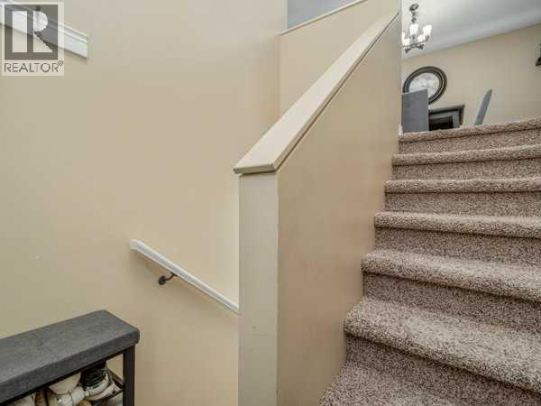 2, 23 Cougar Cove N, Lethbridge, Alberta  T1H 5V4 - Photo 4 - A2293643
