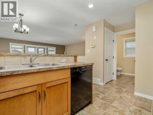 2, 23 Cougar Cove N, Lethbridge, Alberta  T1H 5V4 - Photo 20 - A2293643