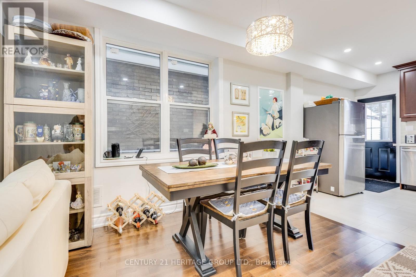 3 Denton Avenue, Toronto, Ontario  M4C 1T7 - Photo 15 - E12954308