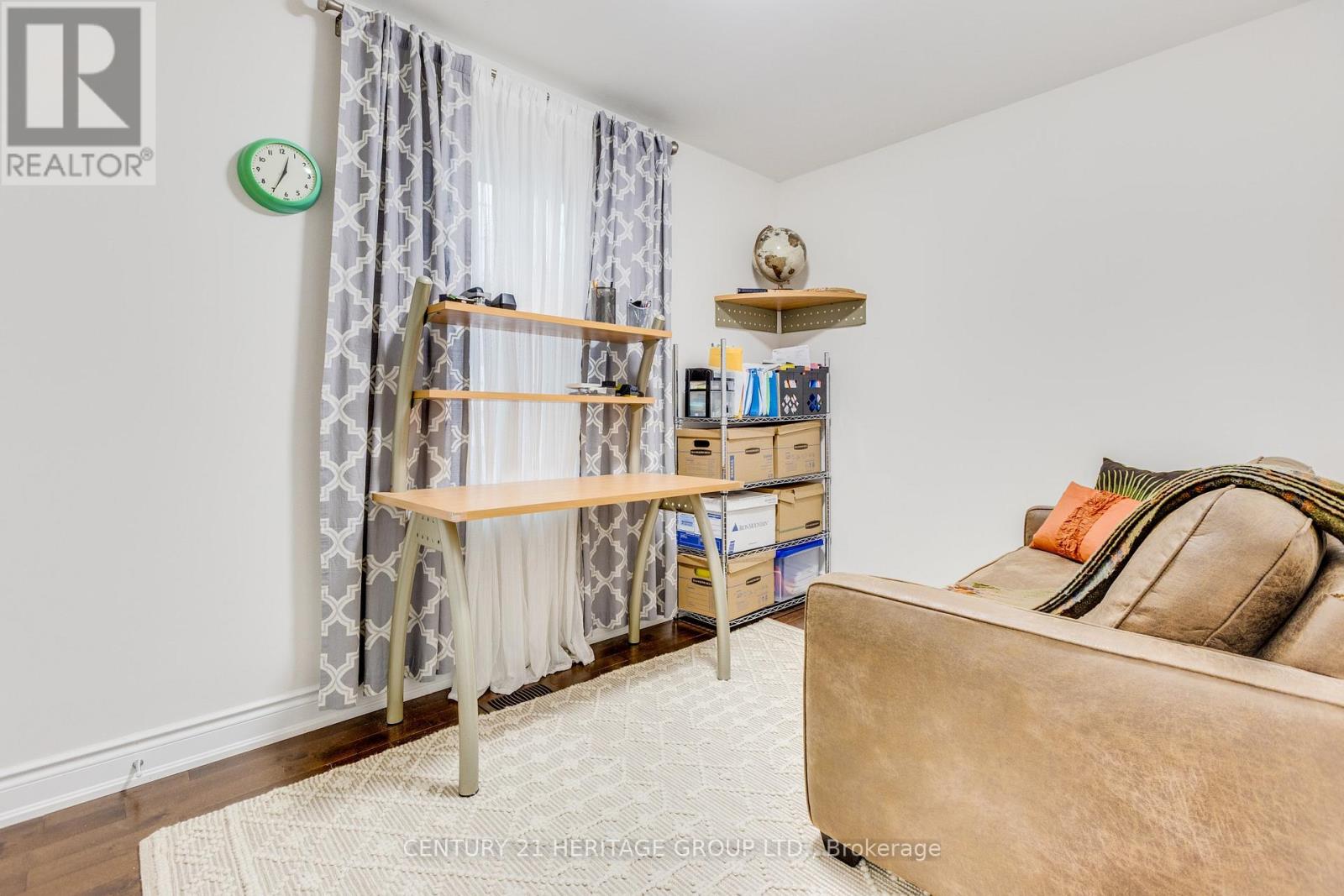 3 Denton Avenue, Toronto, Ontario  M4C 1T7 - Photo 33 - E12954308