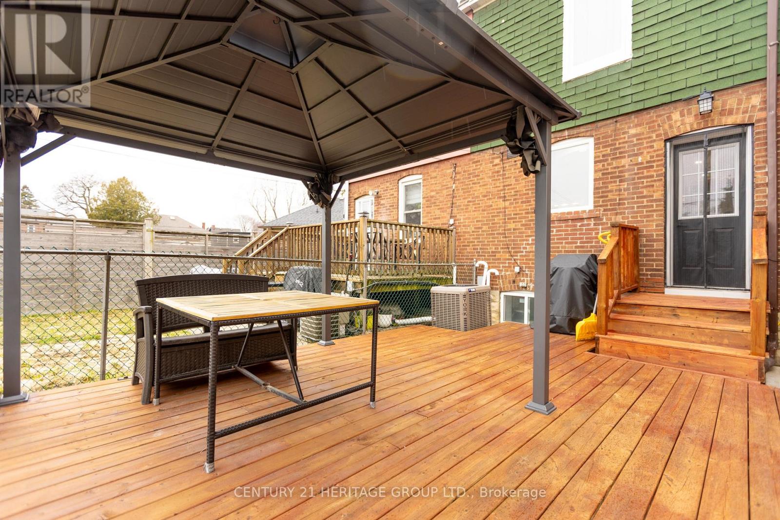 3 Denton Avenue, Toronto, Ontario  M4C 1T7 - Photo 45 - E12954308