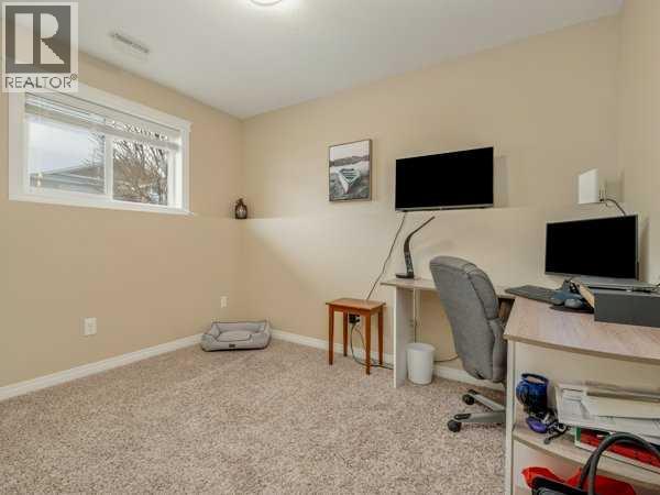 2, 23 Cougar Cove N, Lethbridge, Alberta  T1H 5V4 - Photo 29 - A2293643