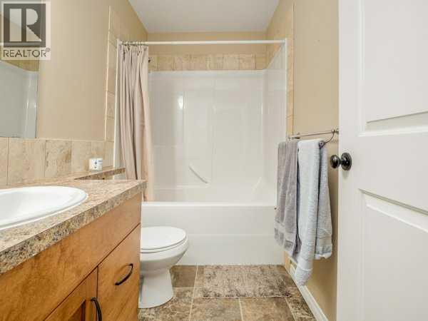 2, 23 Cougar Cove N, Lethbridge, Alberta  T1H 5V4 - Photo 28 - A2293643
