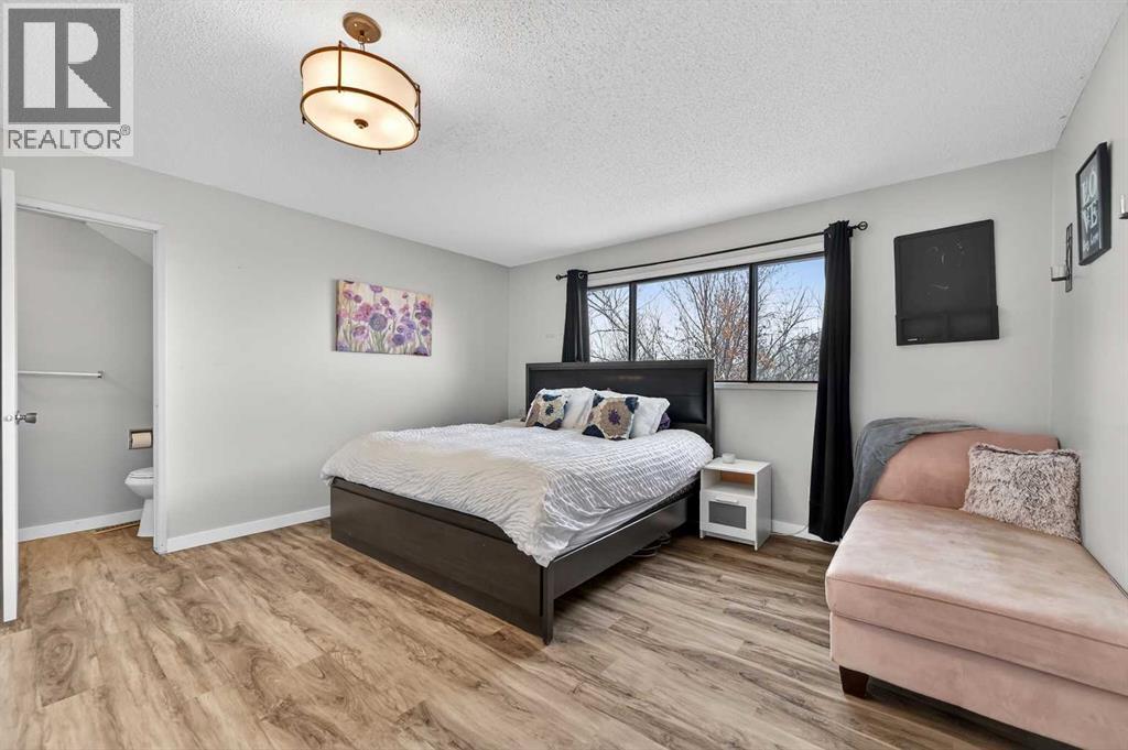 103 Macewan Drive NW, Calgary, Alberta  T3K 2G2 - Photo 15 - A2296101