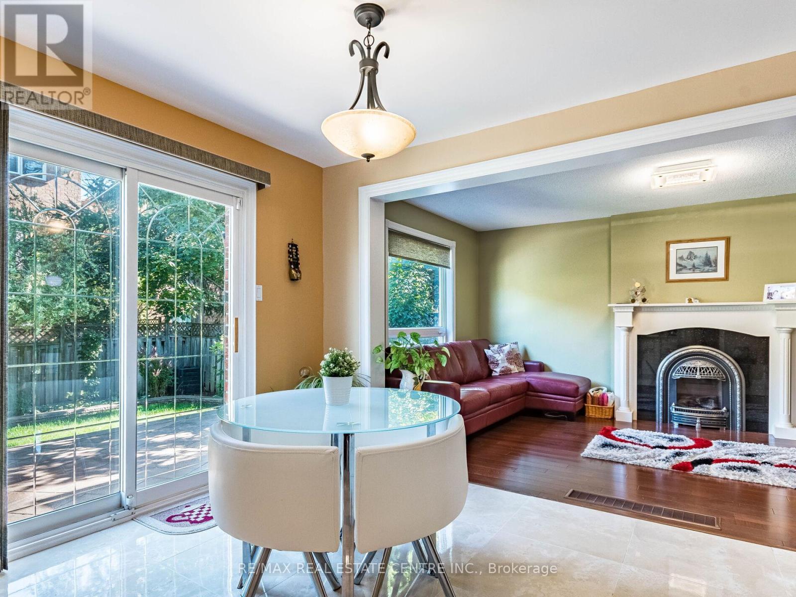 6439 Osprey Boulevard, Mississauga, Ontario  L5N 6E4 - Photo 17 - W12951074