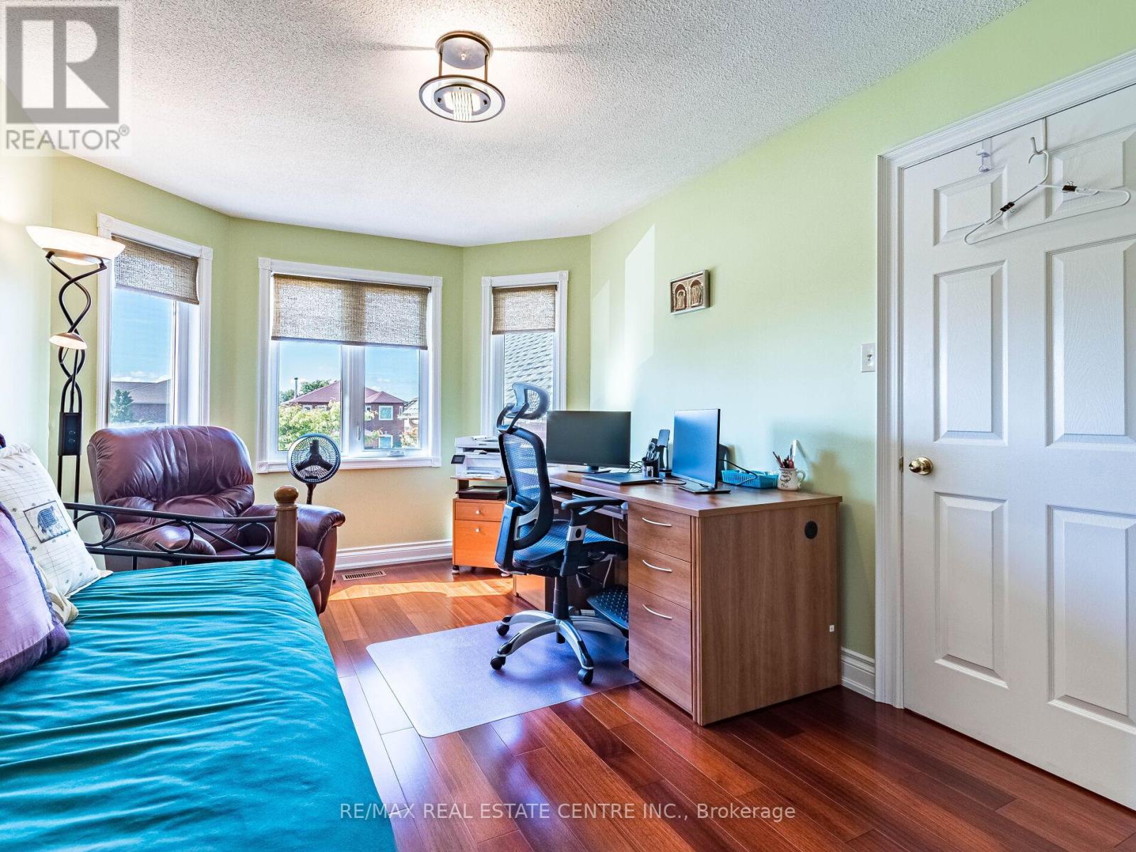 6439 Osprey Boulevard, Mississauga, Ontario  L5N 6E4 - Photo 32 - W12951074