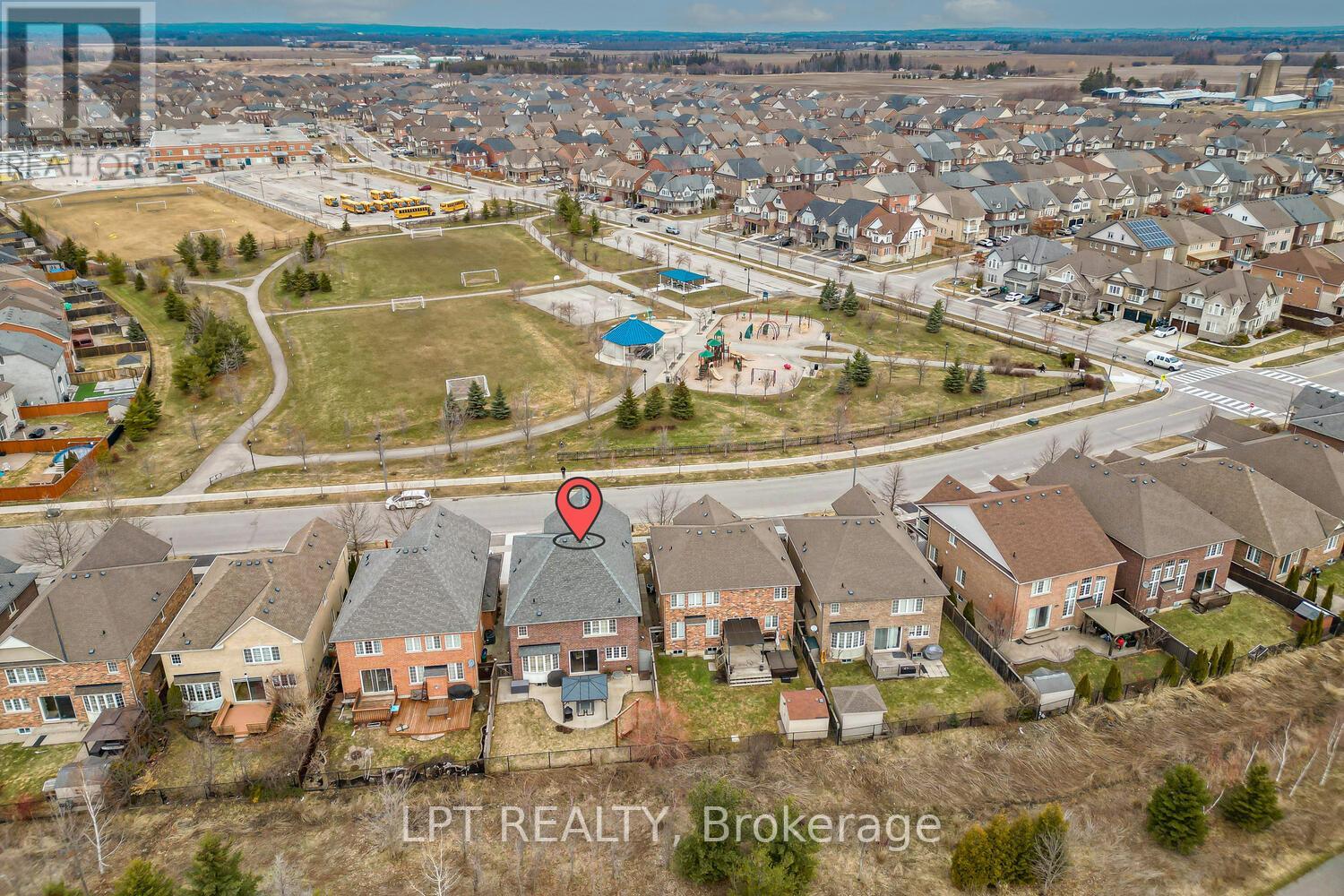 79 Larson Peak Road, Caledon, Ontario  L7C 3P2 - Photo 4 - W12951686