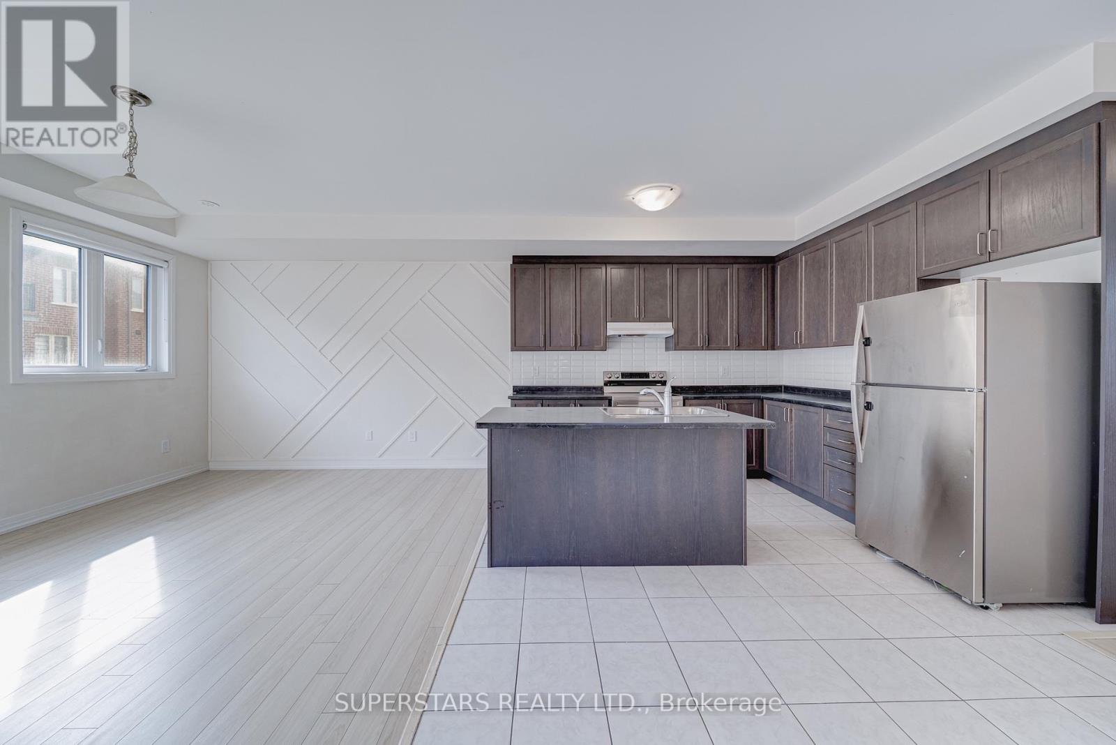 15 Sissons Way, Markham, Ontario  L6B 1R2 - Photo 6 - N12954358