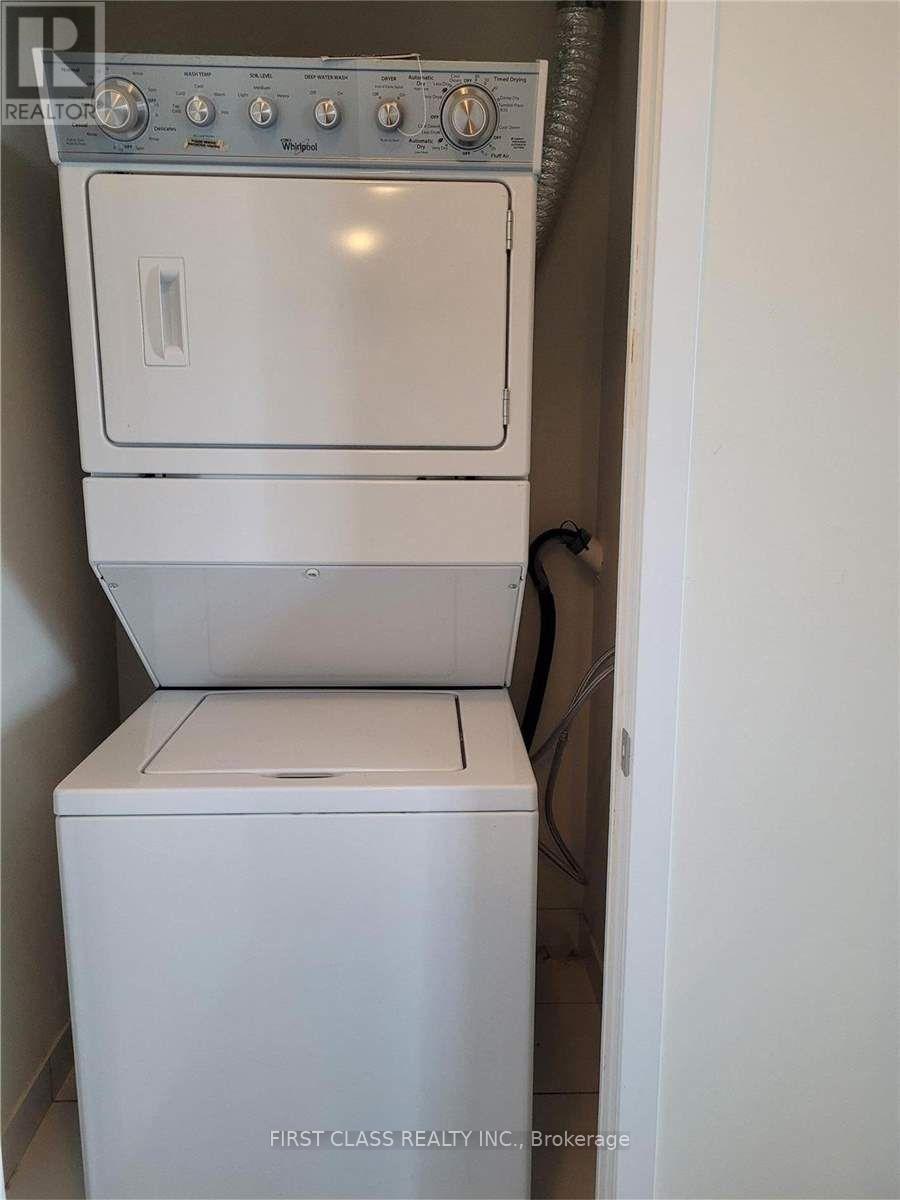 1102 - 510 Curran Place, Mississauga, Ontario  L5B 0J8 - Photo 11 - W12954318