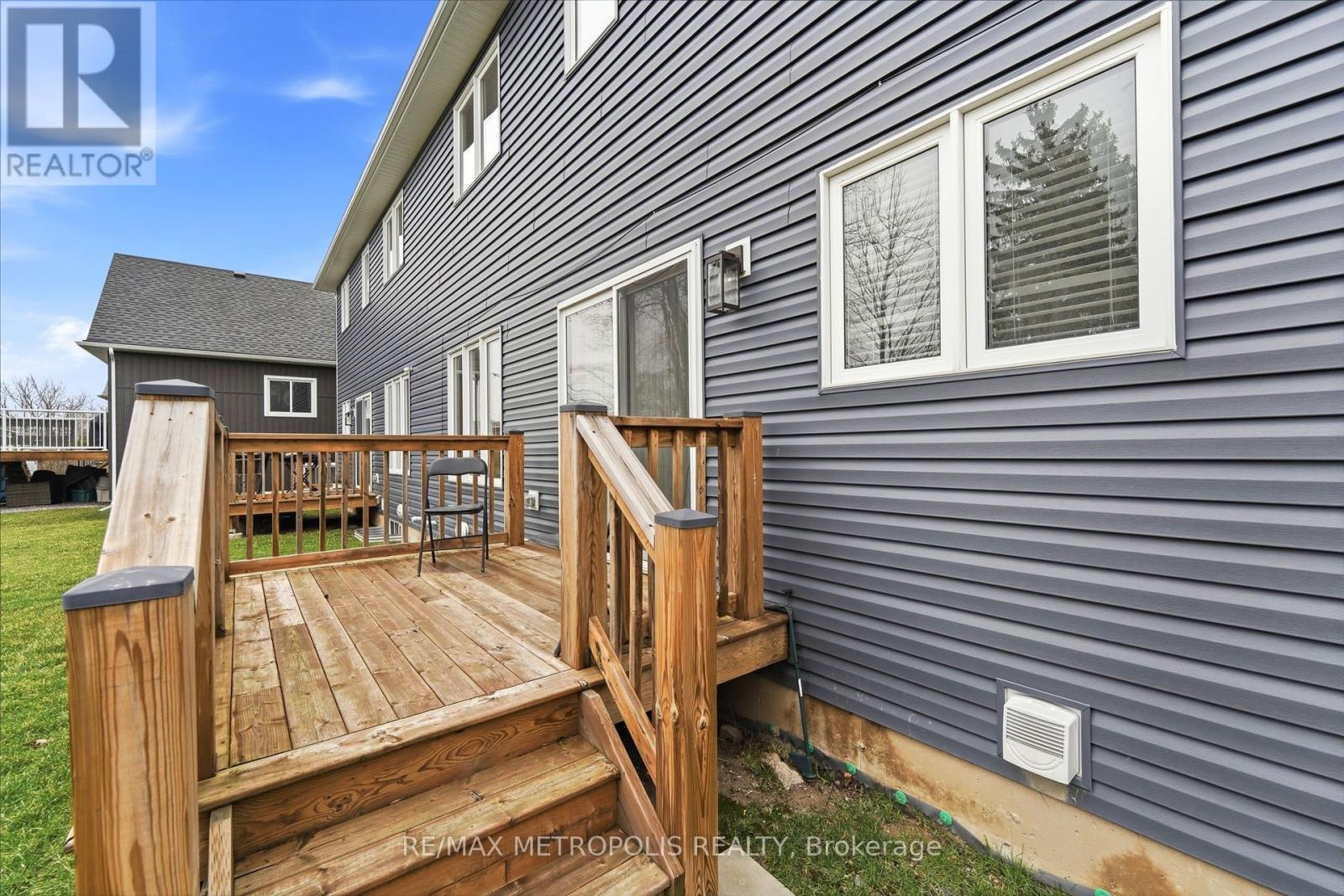 212 Iva Street, Welland, Ontario  L3B 1W4 - Photo 30 - X12954356