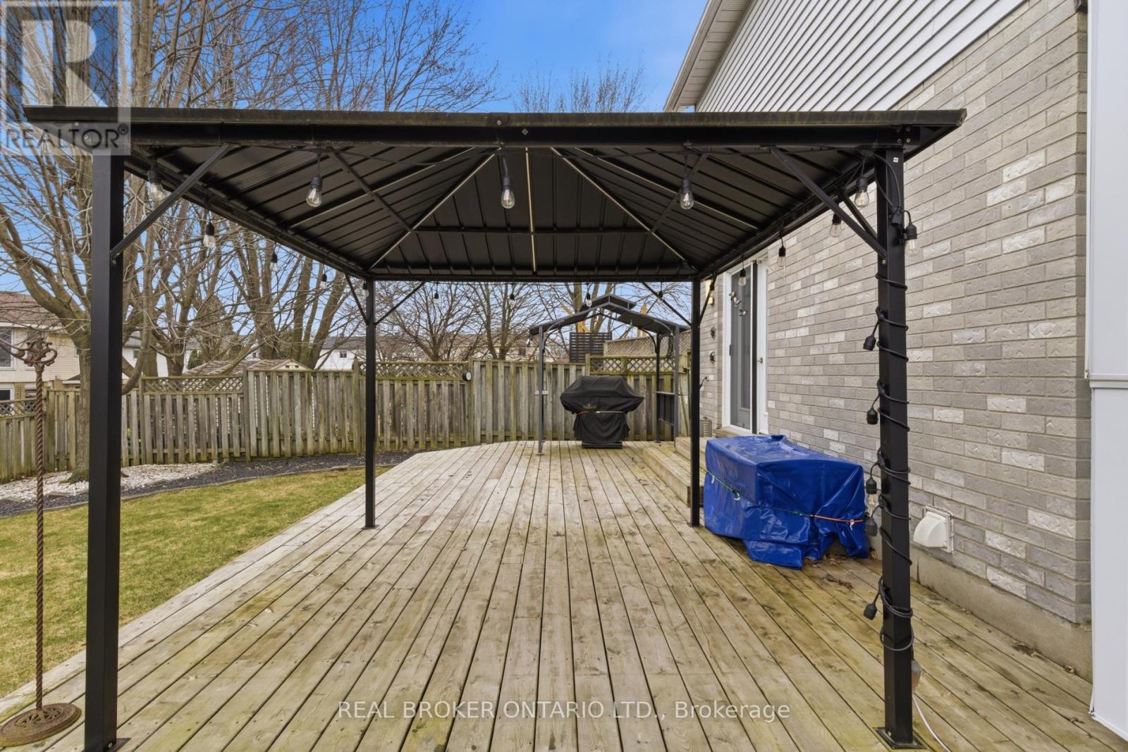 107 Rose Bridge Crescent, Cambridge, Ontario  N3C 3Z2 - Photo 41 - X12954376