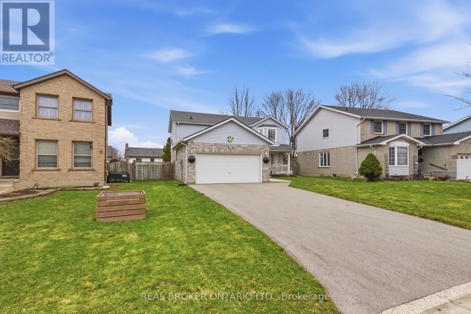 107 Rose Bridge Crescent, Cambridge, Ontario  N3C 3Z2 - Photo 5 - X12954376