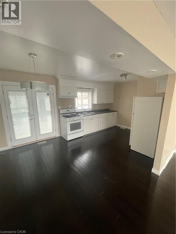 124 Avalon Place, Kitchener, Ontario  N2M 4N7 - Photo 5 - 40816719